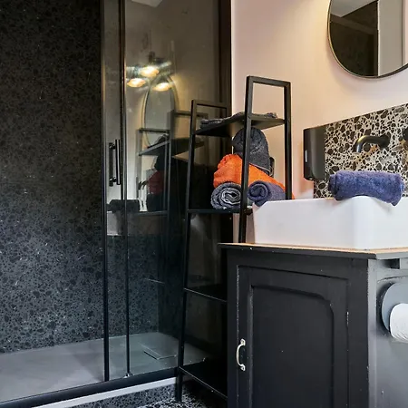 La Voliere - Les Demeures D'adrien *