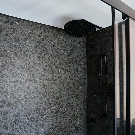 La Voliere - Les Demeures D'adrien